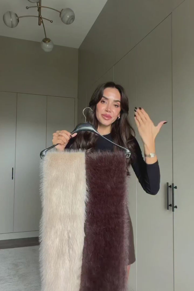 Beige Faux Fur Scarf with Interlocking Detail