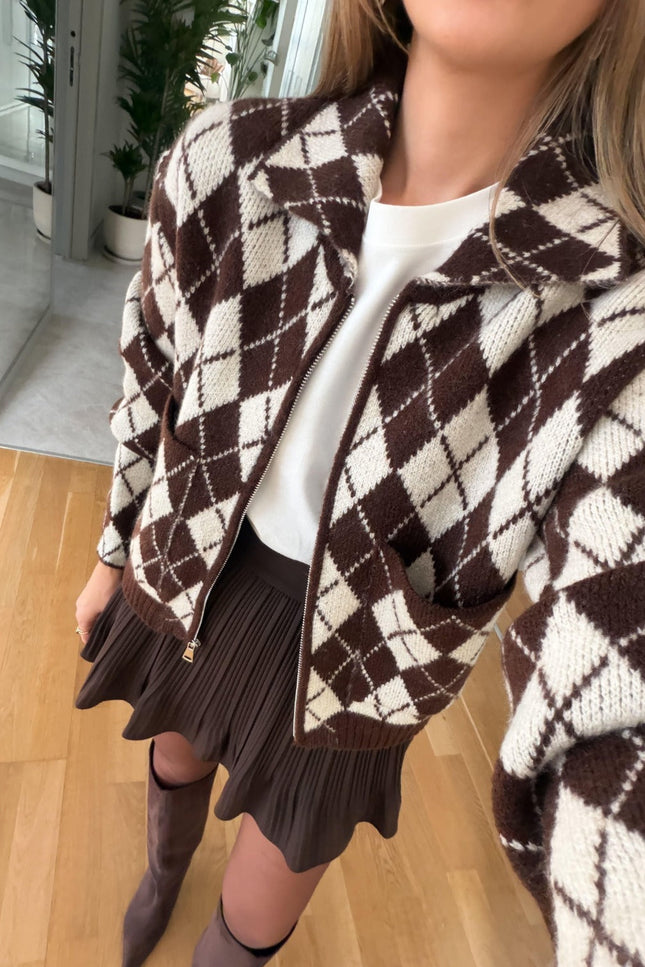 Shepra Patterned Zip-Up Cardigan - Coffee Cream