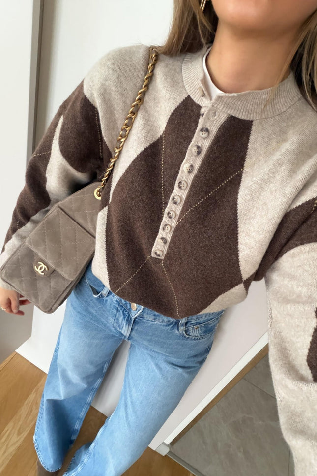 Elena Buttoned Pattern Sweater - Coffee Beige