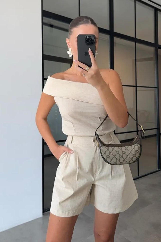 Valeria Set Short With One Shoulder Top