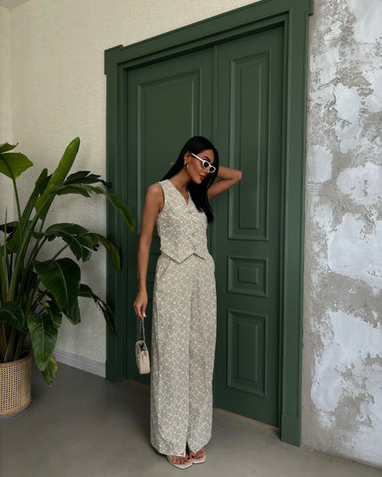 Embroidered Pattern Vest Trousers Linen Suit