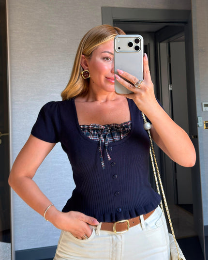 Collar-Detail Knit Blouse