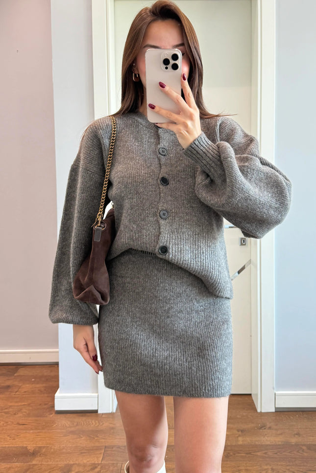Buttoned Knitted Skirt Set - grey