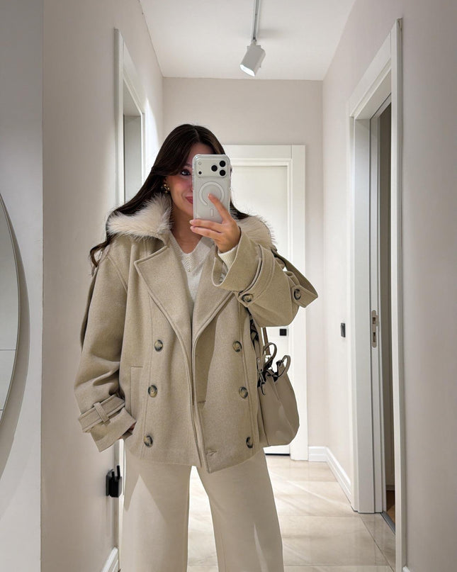 Stone Collar Fur Detailed Cashmere Jacket