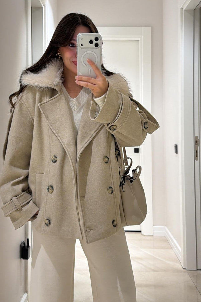 Stone Collar Fur Detailed Cashmere Jacket