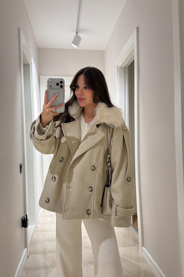 Elegant Faux Fur Collar Buttoned Wool Blend Winter Coat Jacket for Women