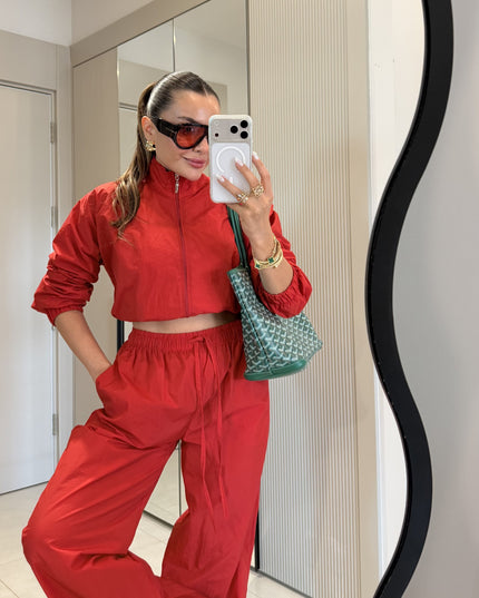 Vensa Red Zippered Parachute Set
