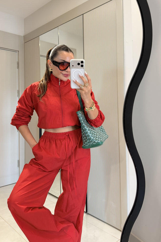 Vensa Red Zippered Parachute Set
